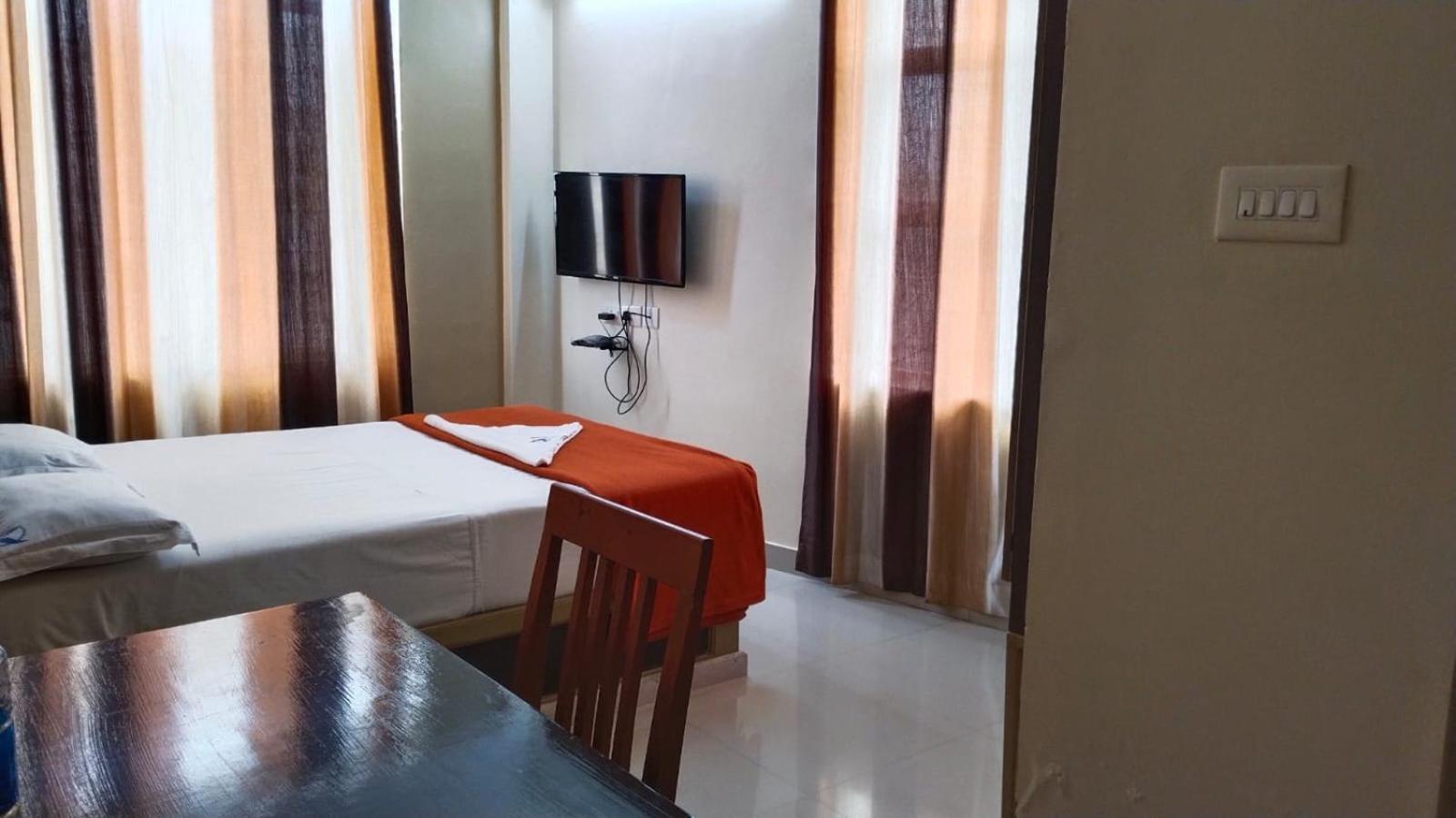 Hotel Falcon Thiruvananthapuram Exterior foto
